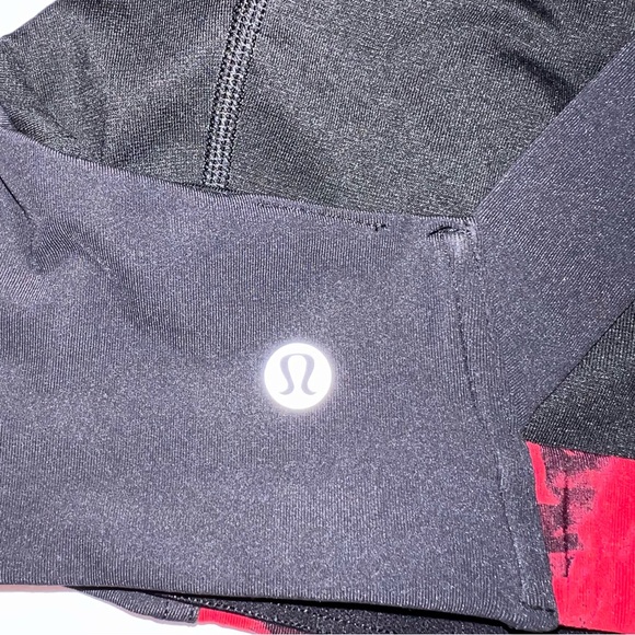 Lululemon Floral Red and Black Women's Sports Bra Size 10 - Picture 3 of 7